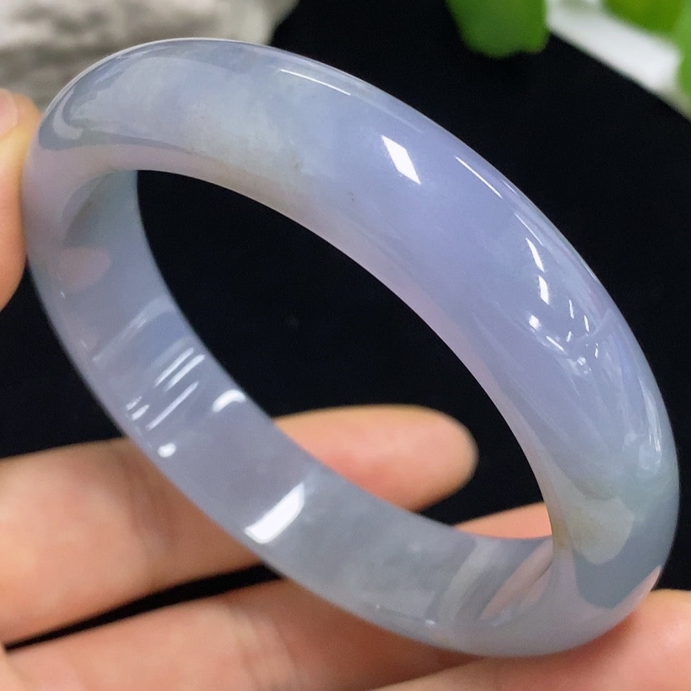 Jadeite Round Bangle