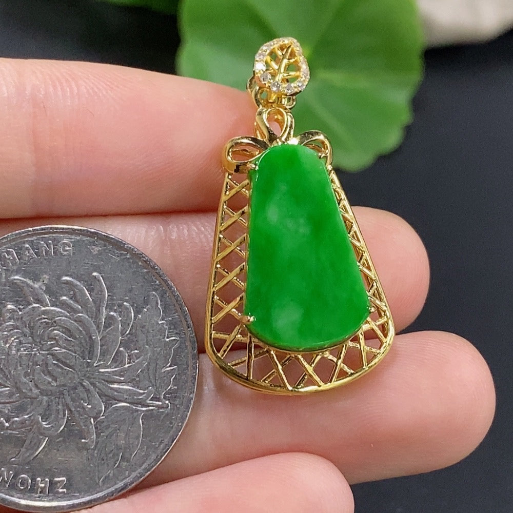 Jadeite Plain Pendant with 18k Diamond Accents