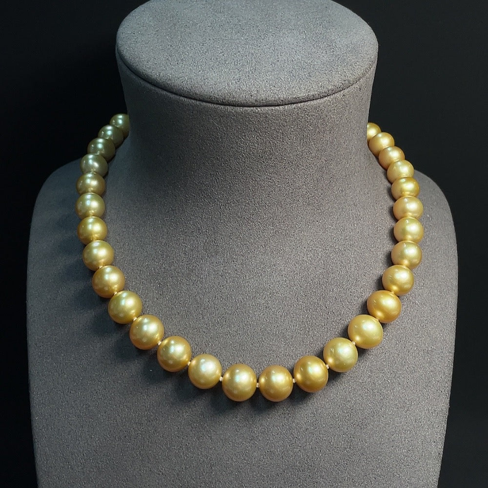 Seawater Pearl Strand 14k Gold Size Approx. 9.2-12.1mm Total Weight About 70.07g Color Origin Undetermined