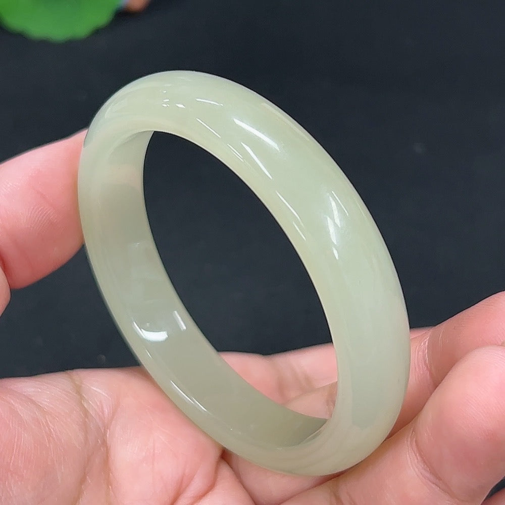 Hetian Jade Round Bracelet Size 52.8 Total Weight Approx. 37.2g