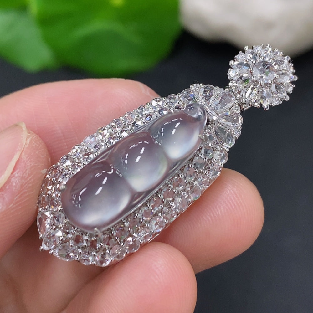 Jadeite Auspicious Bean Pendant in 18K Gold (Diamond Accented)