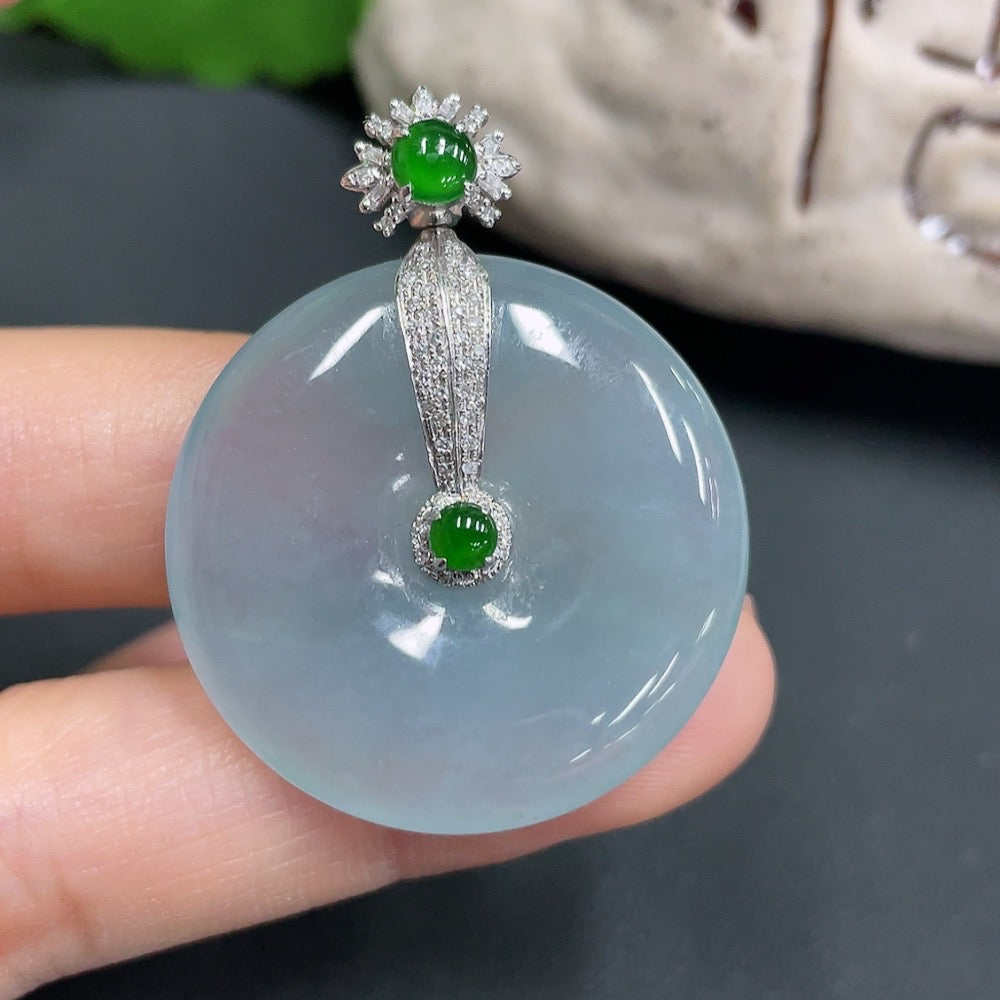 Jadeite Pendant Peace Buckle 18k
