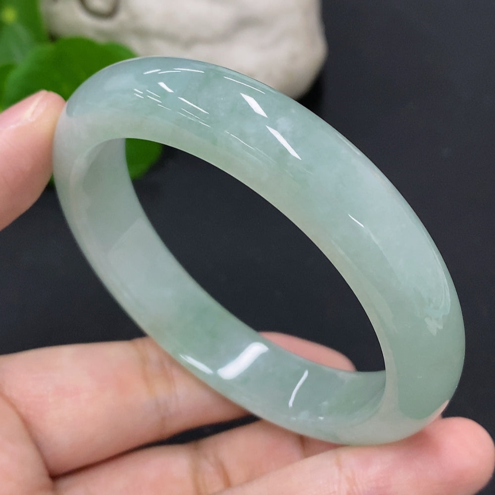 Jadeite Round Bangle