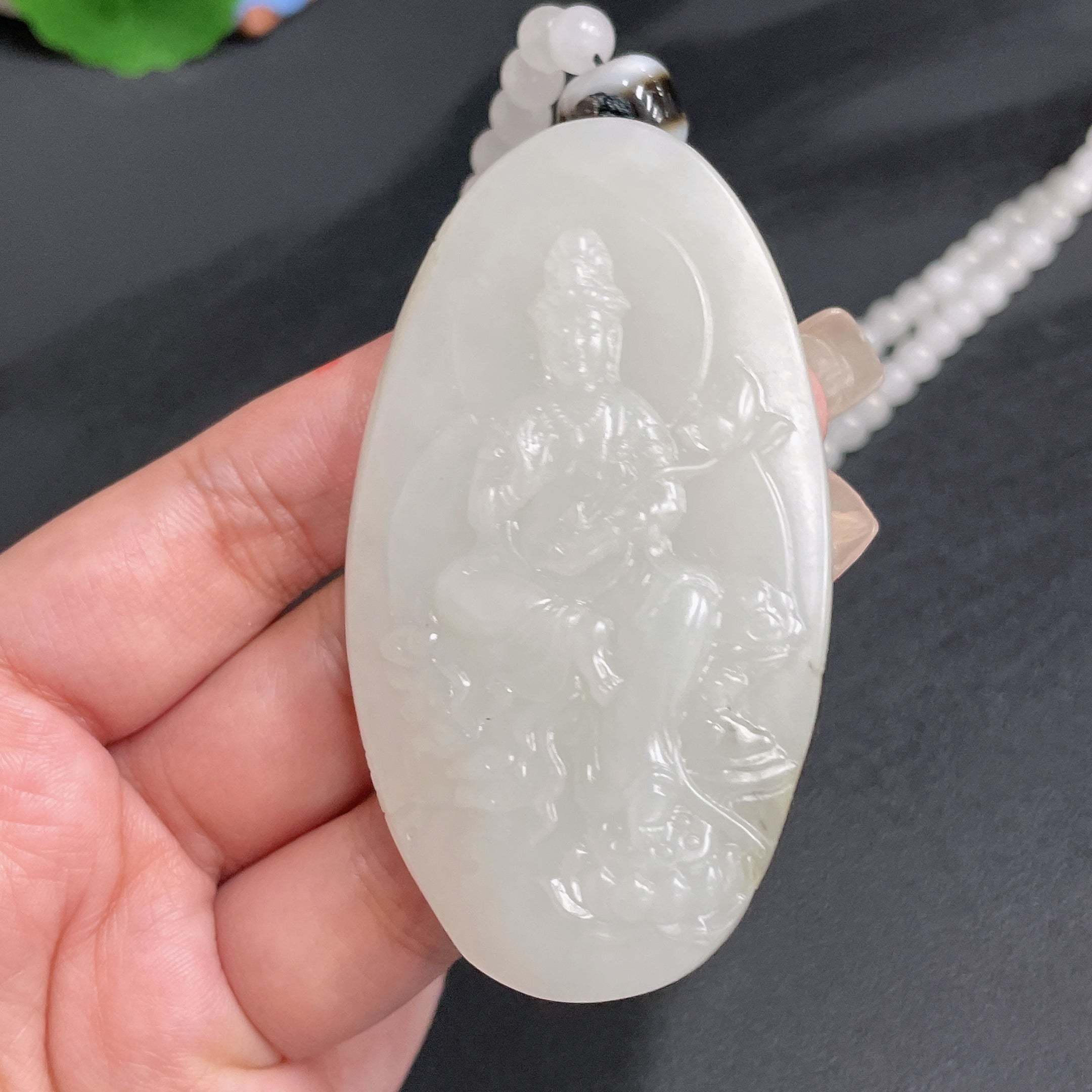 Hetian Jade Pendant Guanyin with Chain Total Weight 111.01g Undetermined Skin Color Origin Top Bead Non-Hetian