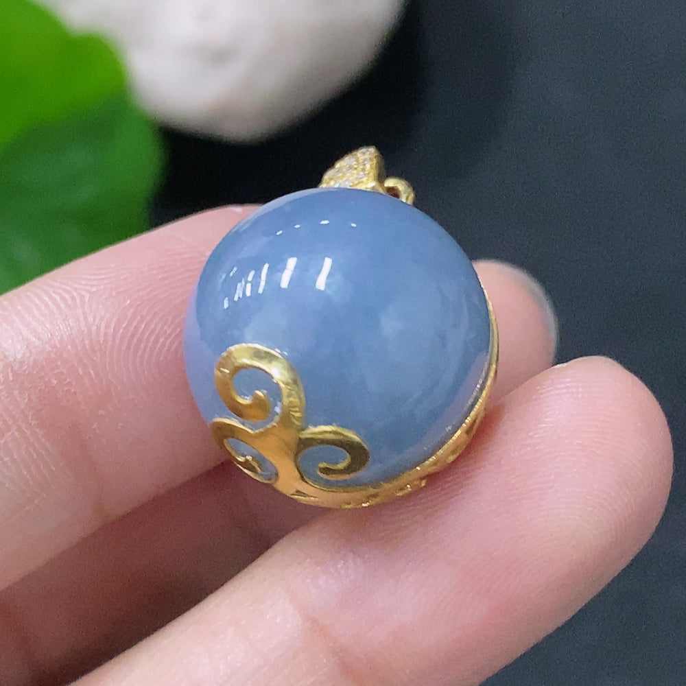 Jadeite Beaded Pendant with 18k Gold and Diamond Accents, Total Weight Approx. 9.12g