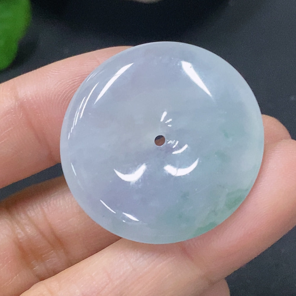 Jadeite Peace Knot Pendant Total Weight Approx. 8.44g