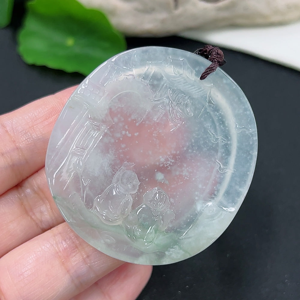 Jadeite pendant with rope beads, non-Grade A jade, HKHQ brand, weighing approximately 31.5 grams, featuring a polished jade pendant with accessories.