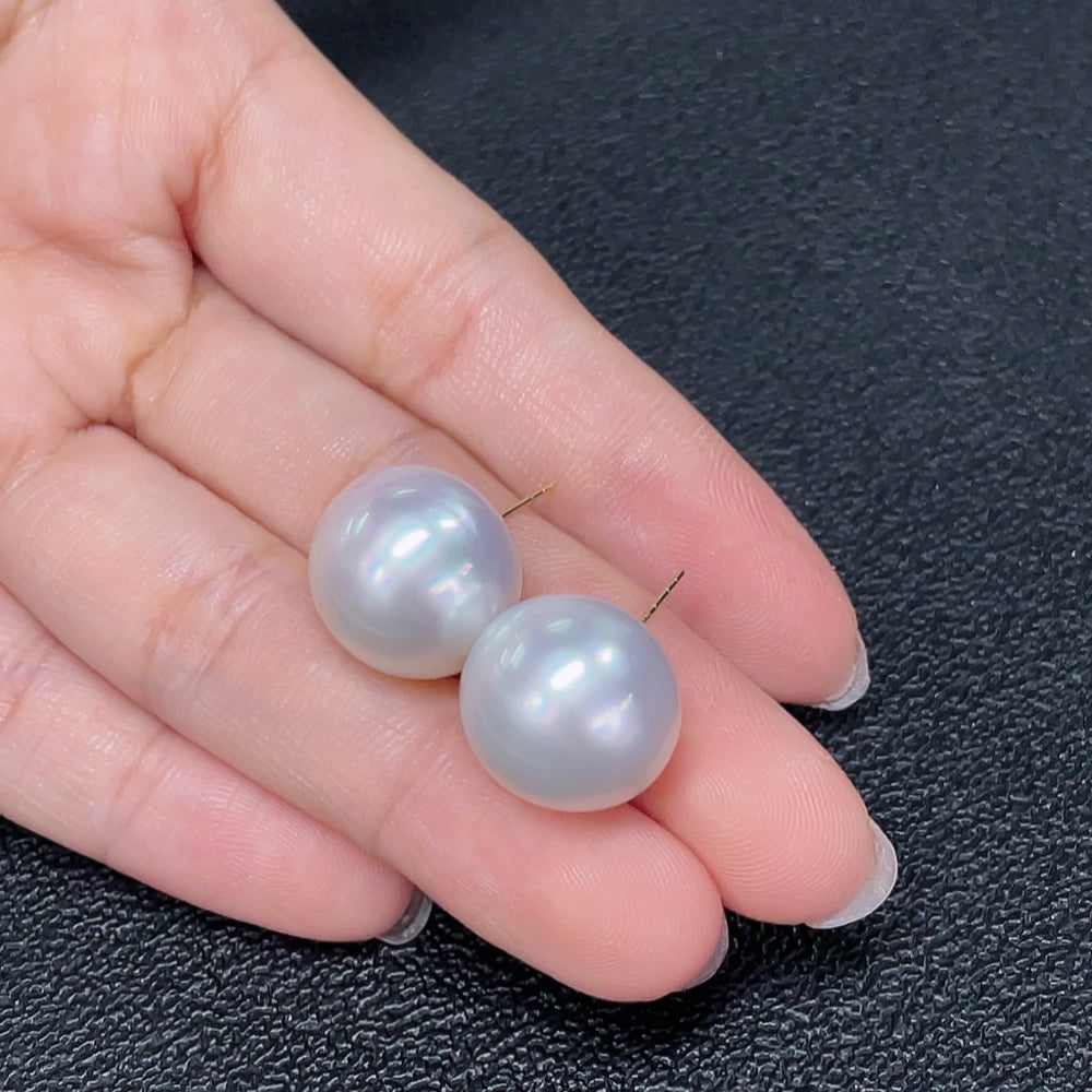 Seawater Pearl Earrings 18K Gold Approx