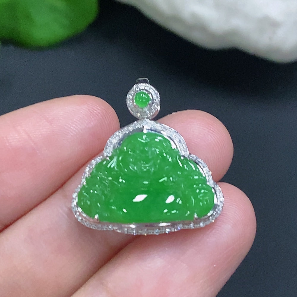 JadeiteBuddha Pendant with 18K Gold Setting
