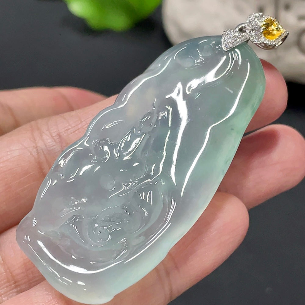 Jadeite Formless Guanyin Pendant with 18K Gold Clasp, Total Weight Approx. 21.66g