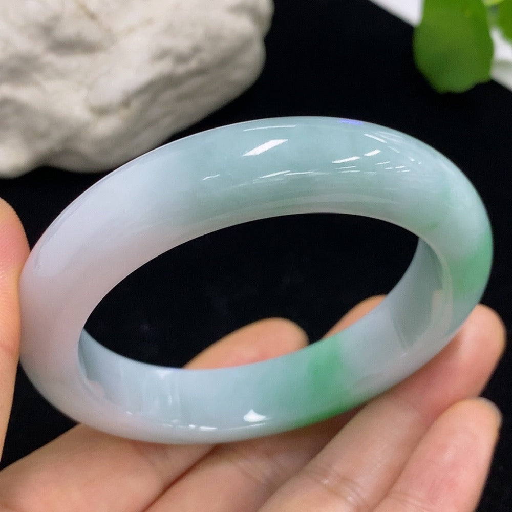 Jadeite Round Bangle