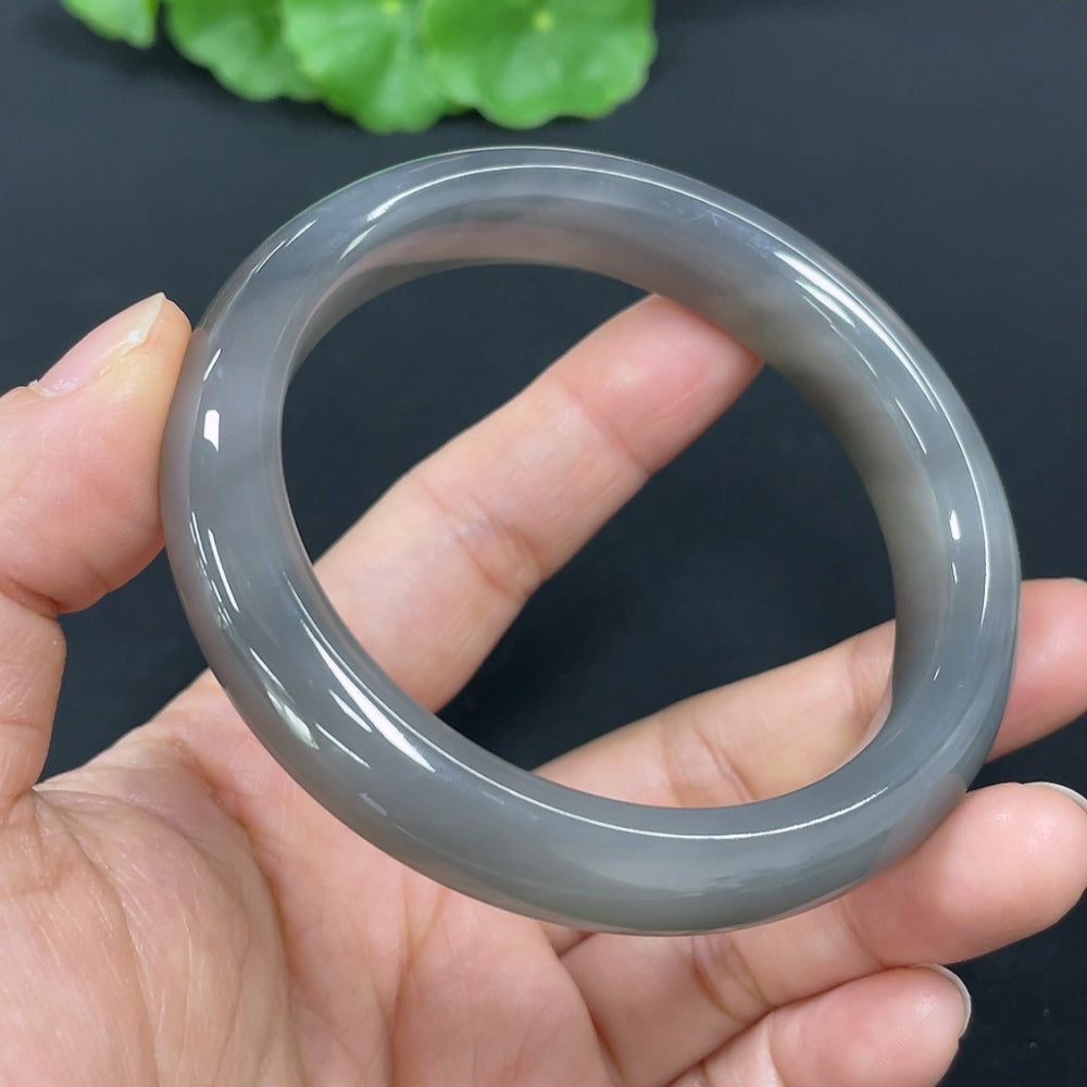 Hetian Jade Round Bracelet Size 56.3 Total Weight Approx. 51.5g