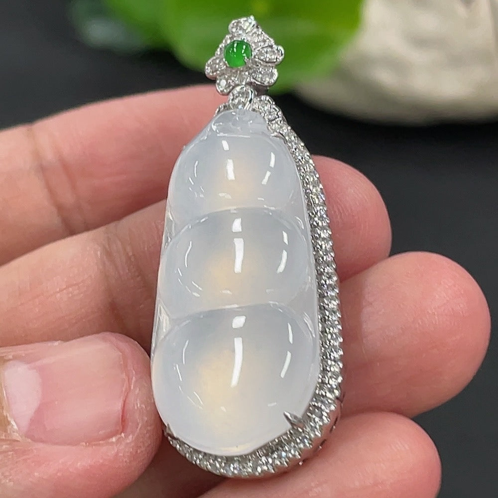 Jadeite Blessing Bean Pendant in 18K Gold, Total Weight Approx. 7.4g (With Diamond Accents)