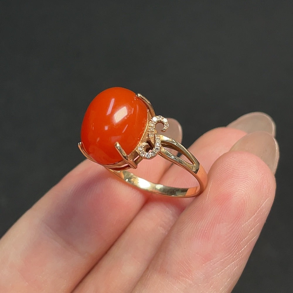 Red Agate inlaid gemstone ring with diamond accents in 18k gold, size 13, featuring organic matter details.
