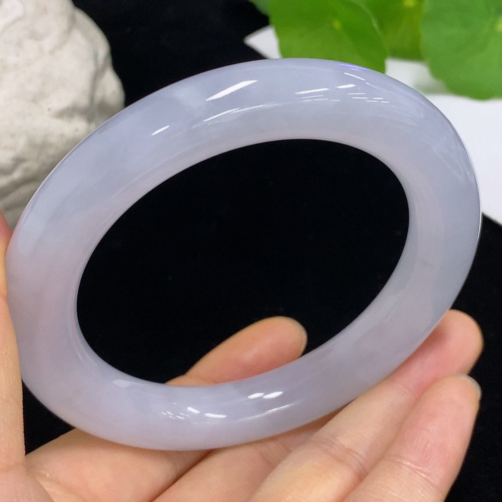 Jadeite Round Bangle
