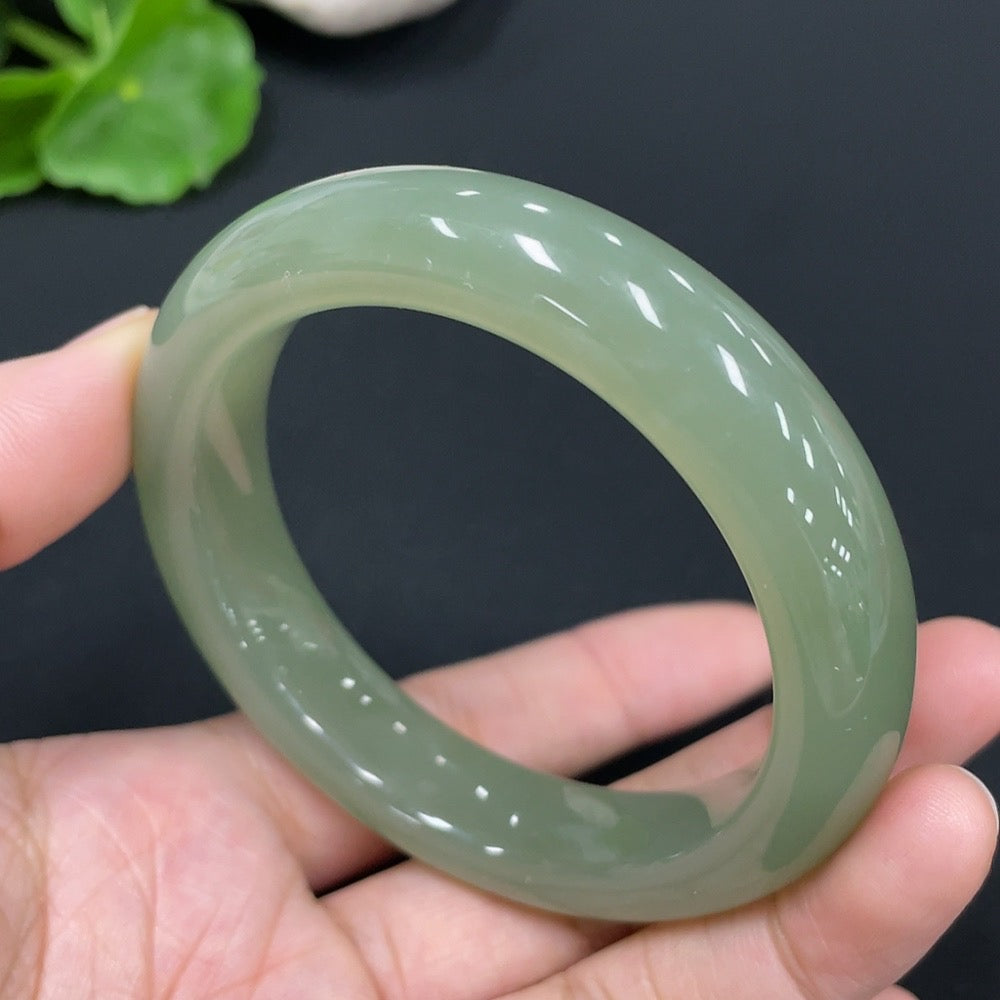 Hetian Jade Round Bracelet Size 52.7 Total Weight Approx. 57.2g