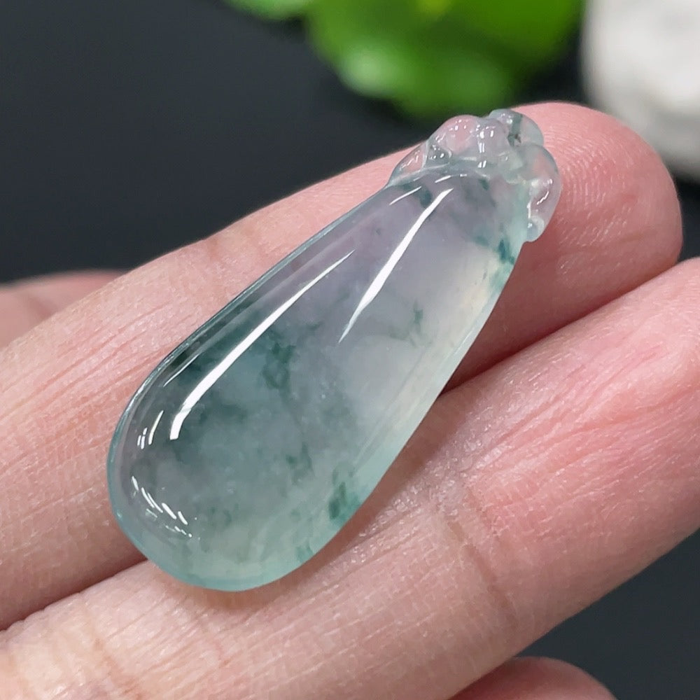 Jadeite Auspicious Gourd Pendant, Total Weight Approx. 3.78g