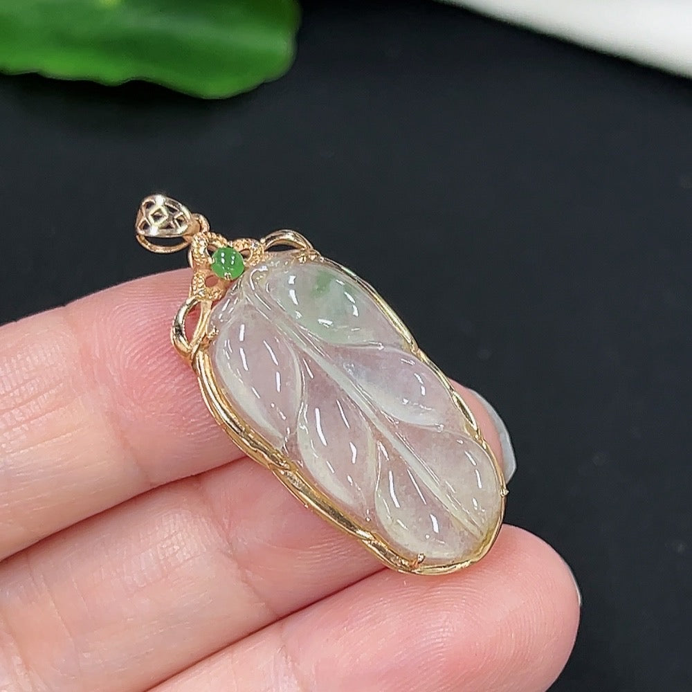 Jadeite Leaf Inlaid Pendant with 18k Gold and Diamond Accents, Total Weight Approximately 2.55g
