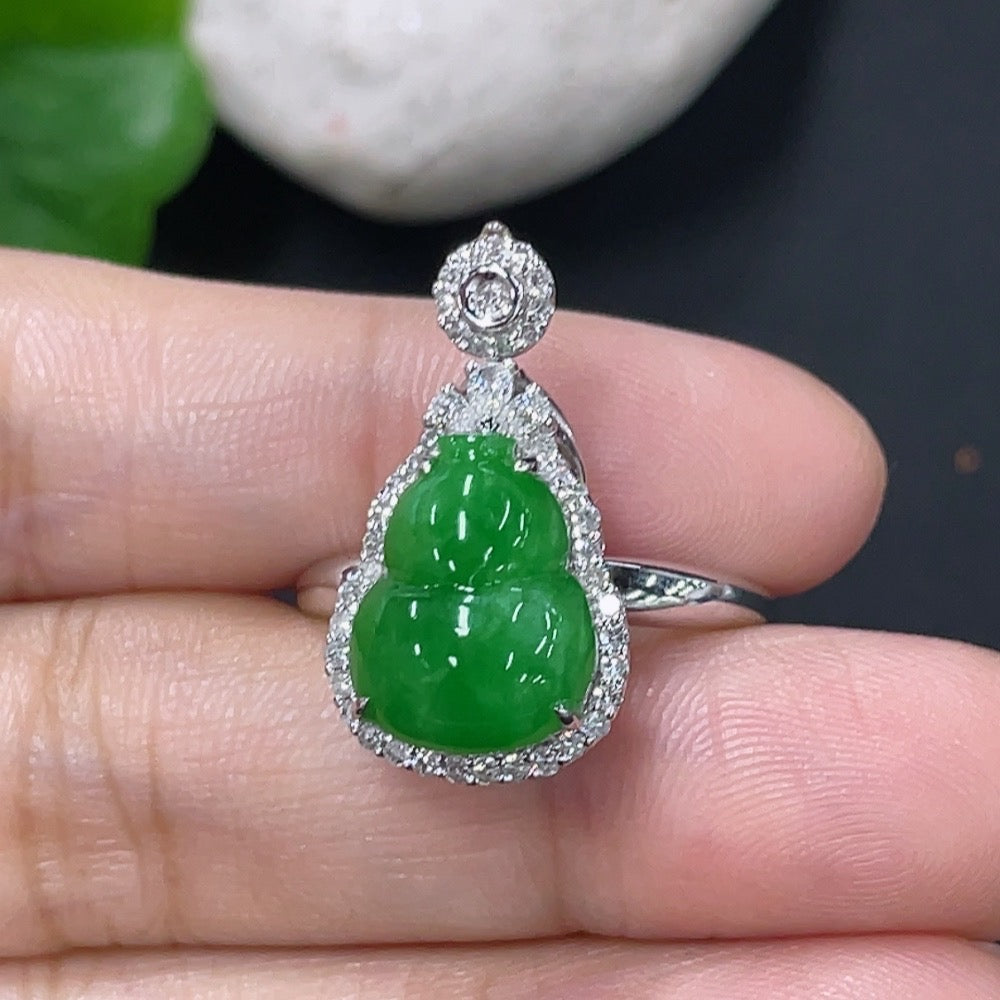 Jadeite Ring and Pendant Convertible Set with 18k Gold and Diamond Accents, Size 16, Total Weight Approximately 4.47g