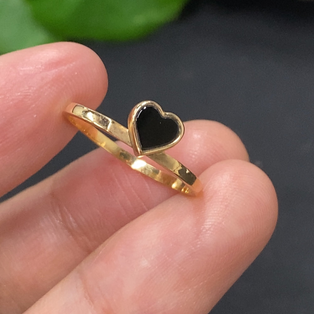 Set of HKHQ jadeite inlaid jewelry rings with gold content Au75%, size 13/14, totaling approximately 2.8g, displayed together.