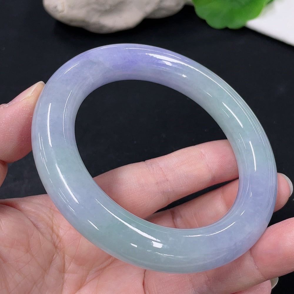 Jadeite Round Bangle Size 57.7 Total Weight Approx. 87.1g