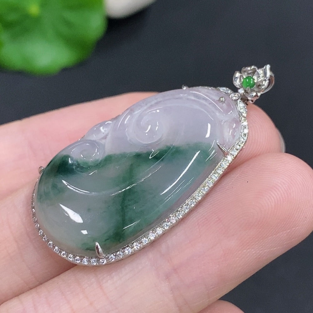 Jadeite Ruyi Pendant 18k Gold Chain Not Included Total Weight Approx. 4.6g (Excluding Chain) Non-Diamond