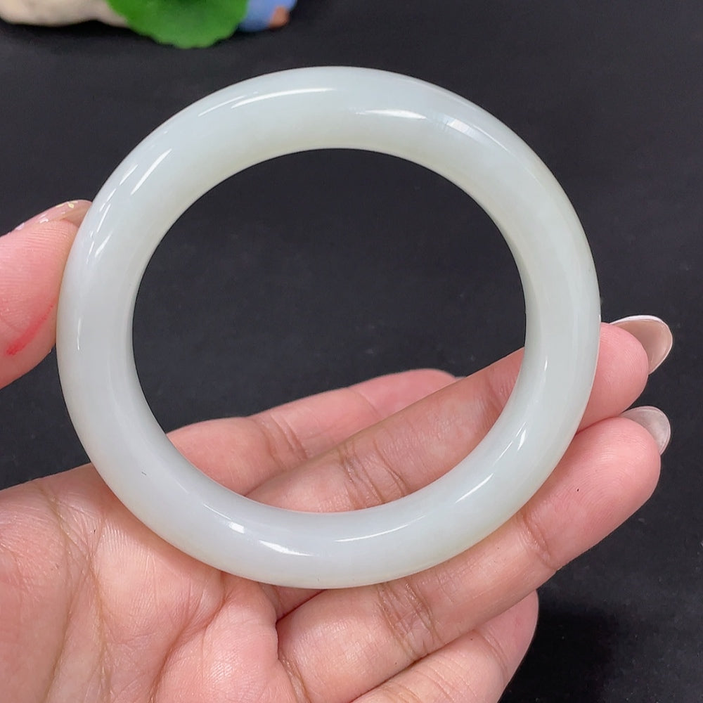 Hetian Jade Round Bracelet Size 56.4 Total Weight Approx. 62.3g