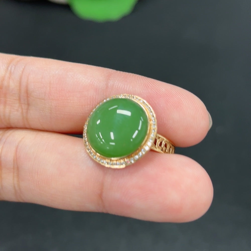 Hetian jade inlaid ring with diamond accents, size 14, 18k gold, weighing approximately 4.4g, crafted by HKHQ.