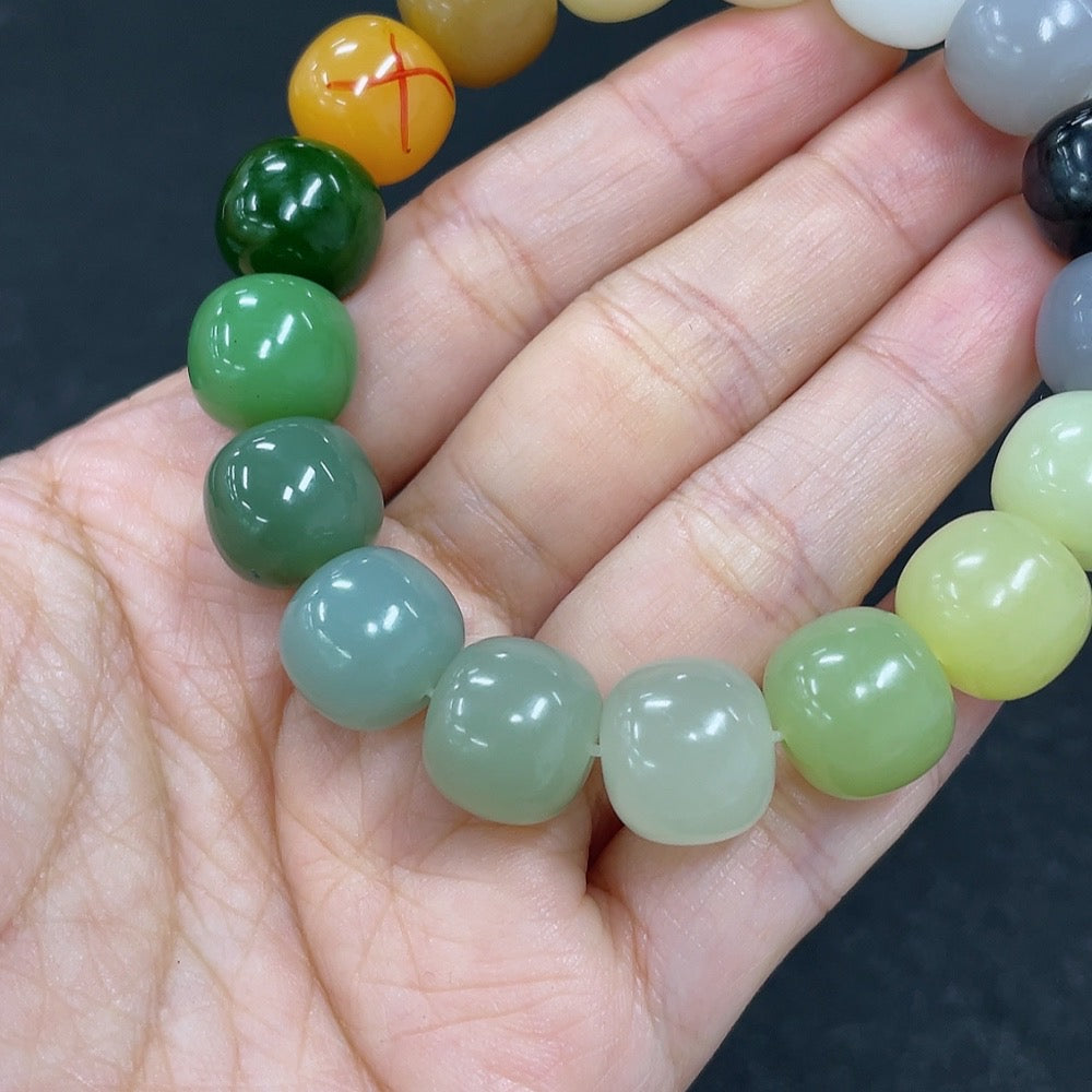 Hetian Jade Bracelet, with non-Hetian Jade beads