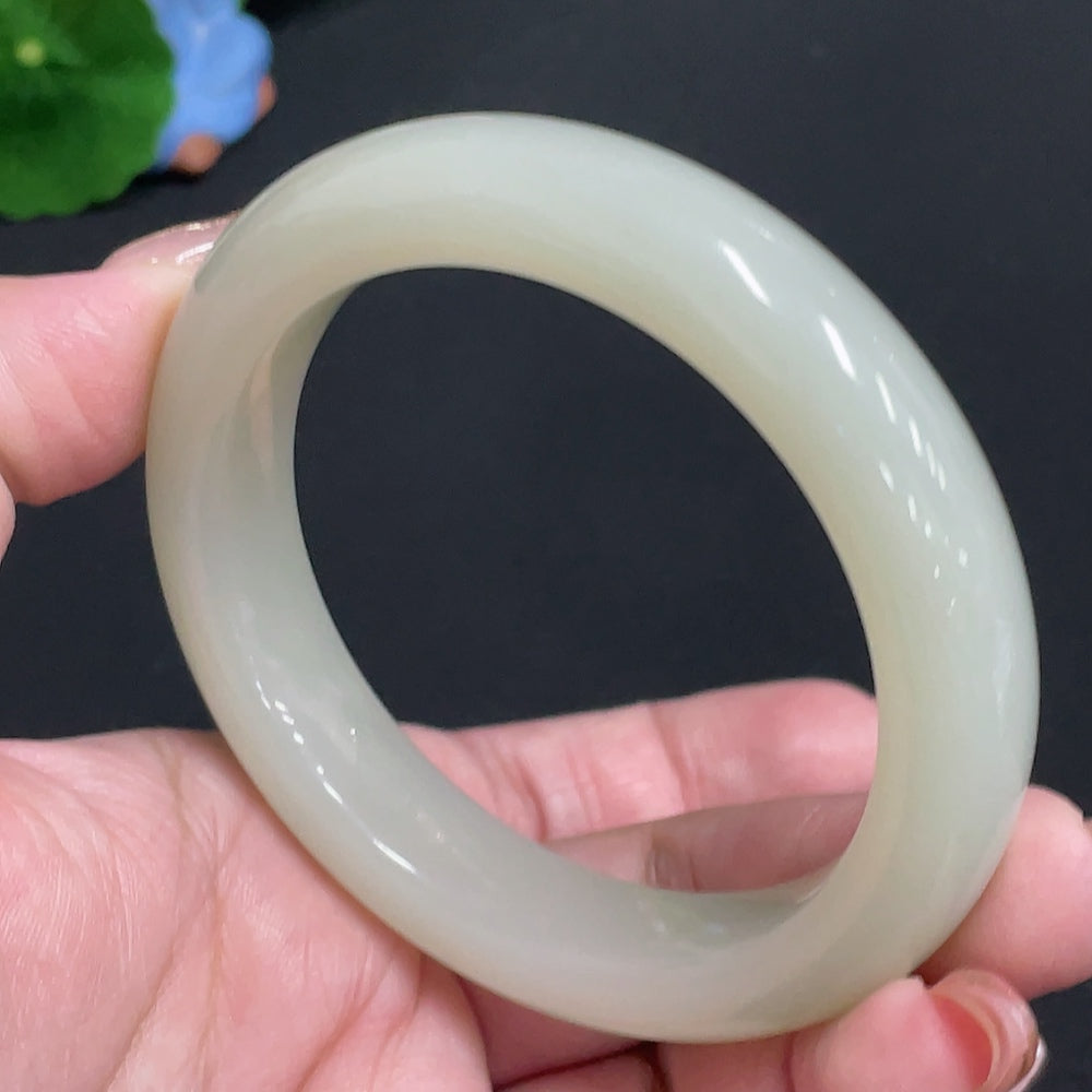 Hetian Jade Round Bracelet, Size 56.8, Total Weight Approx. 64.7g