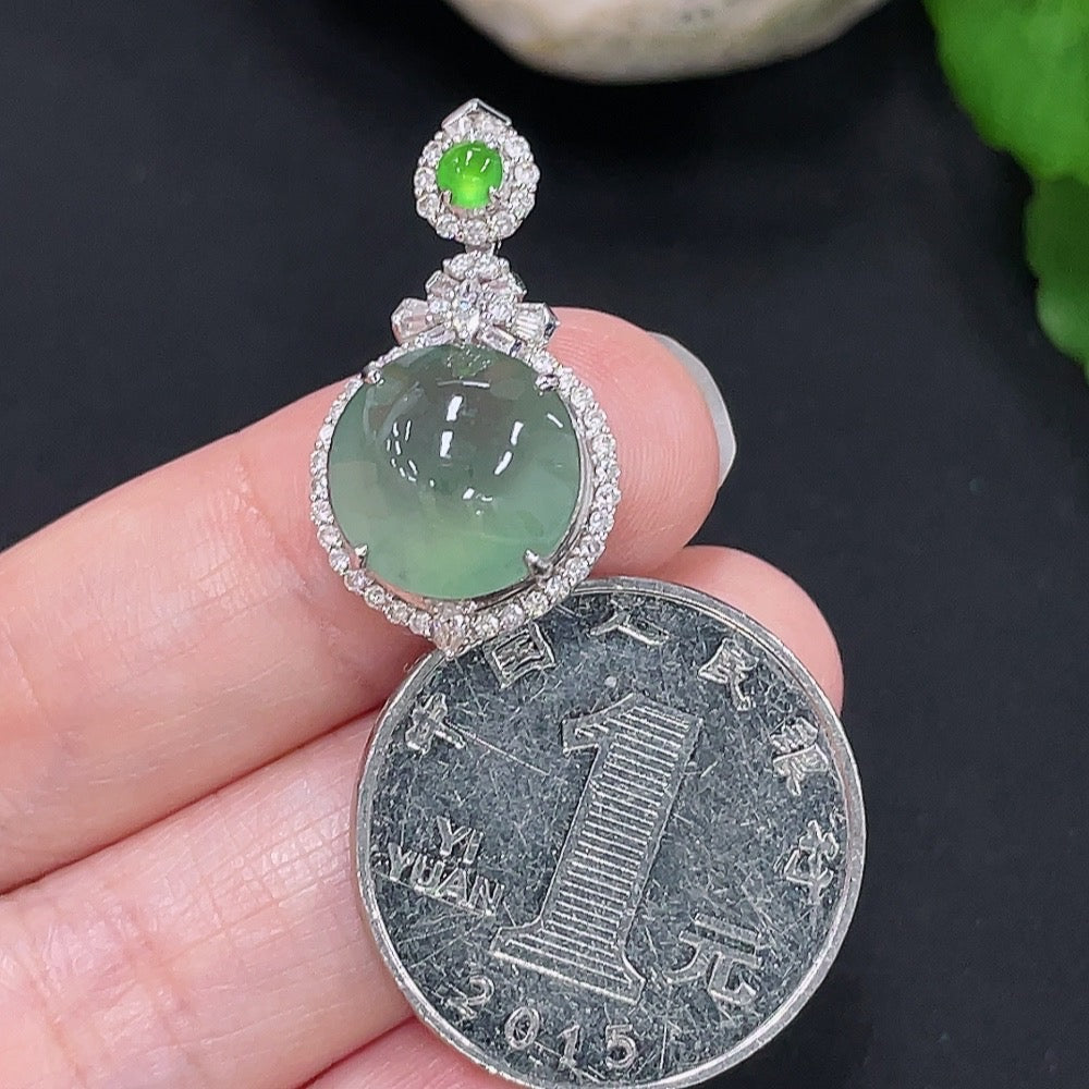 Jadeite Inlaid Pendant 18K Gold Total Weight Approx. 3g (with Diamond Accents)
