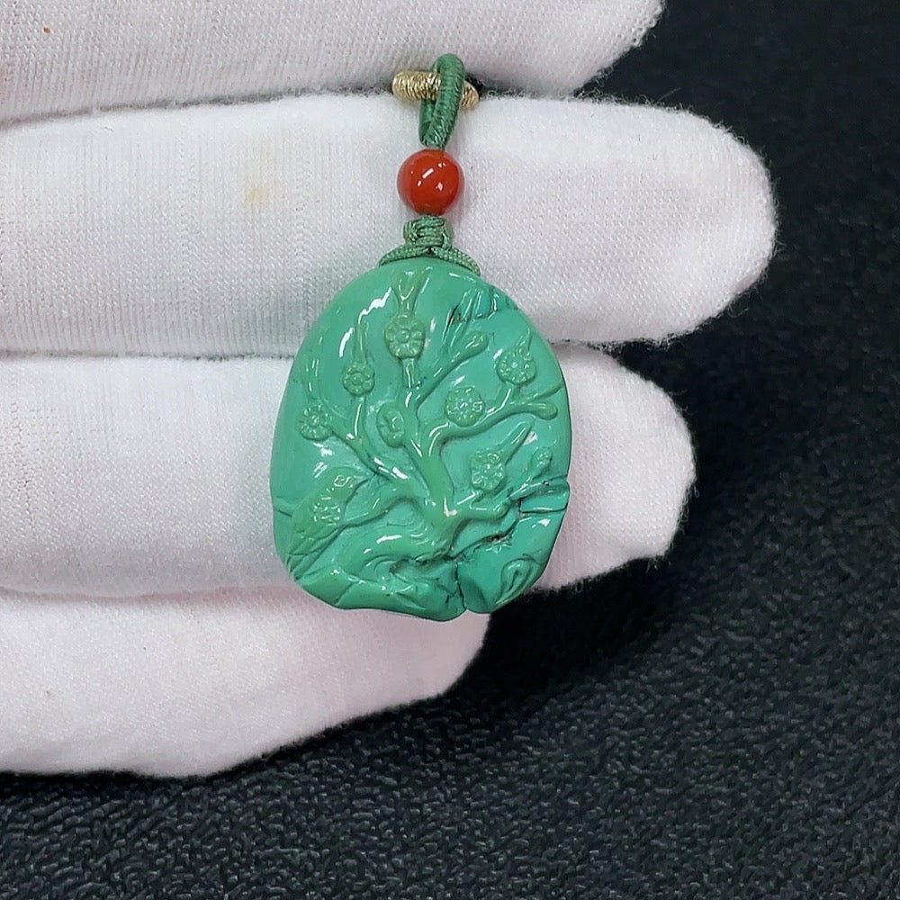 Turquoise Pendant with Southern Red Agate (Total Weight Including Rope: Approx. 11.25g)