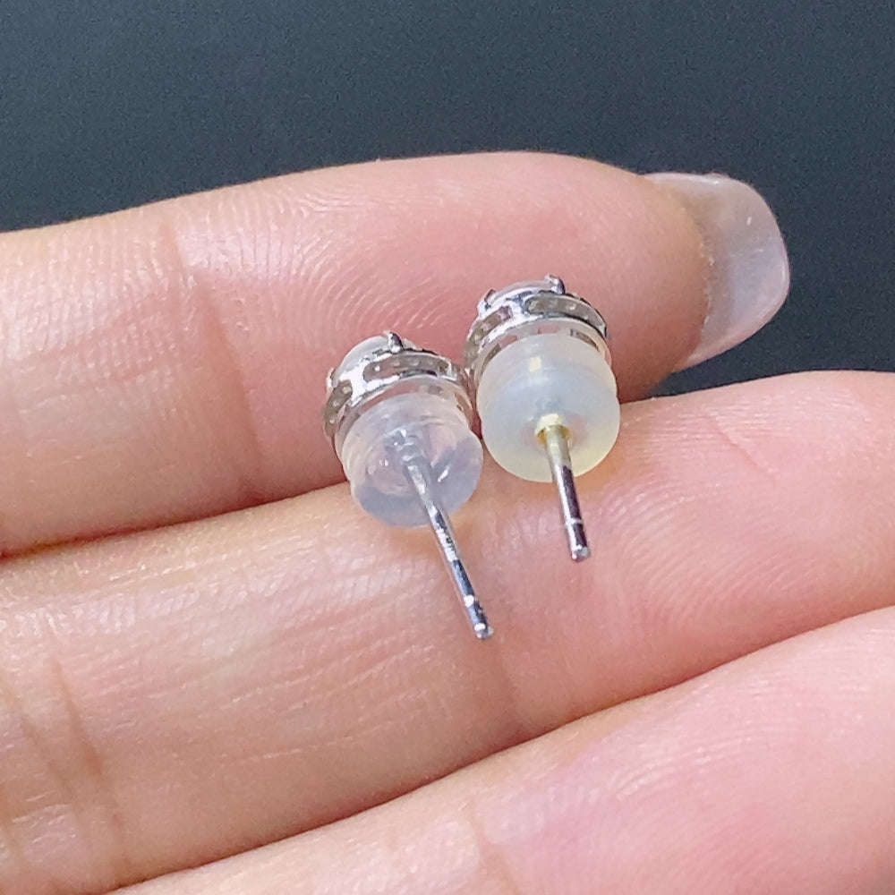 Jadeite Earrings with 18k Gold Setting, Total Weight Approximately 1g