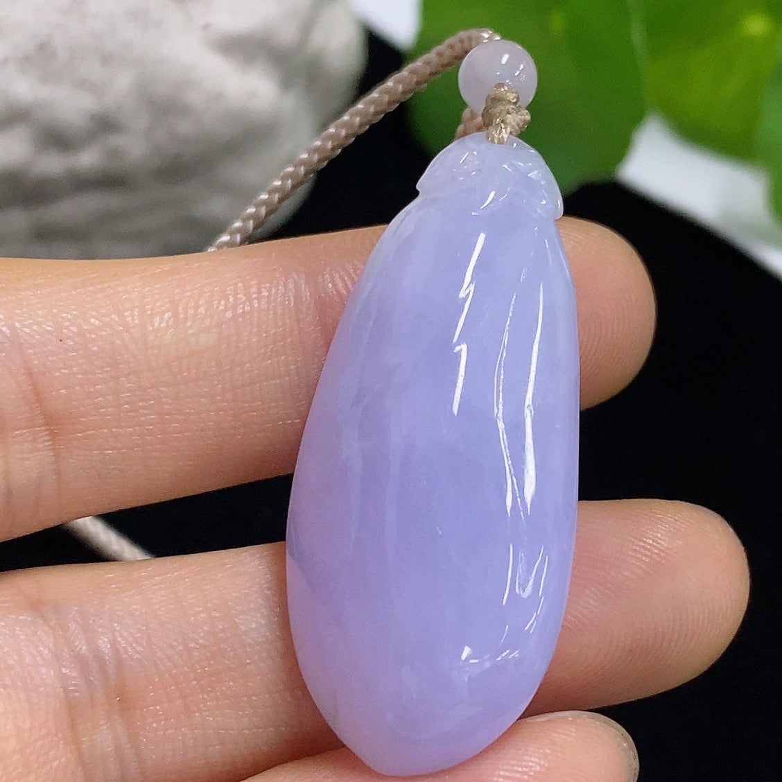 Jadeite Auspicious Gourd Pendant Non-Gold (Including Cord Weight)
