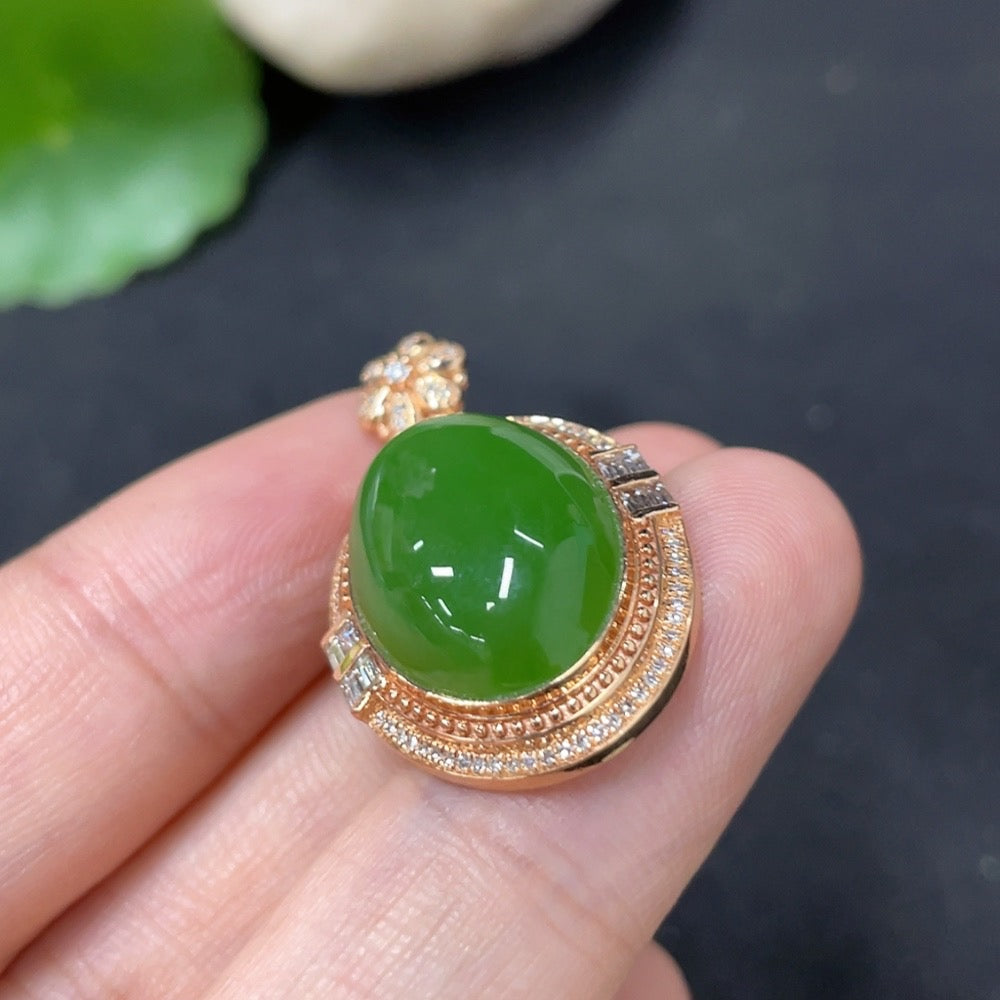 Hetian Jade Jasper Inlaid Pendant with Diamond Accents in 18K Gold, Total Weight Approx. 3.7g