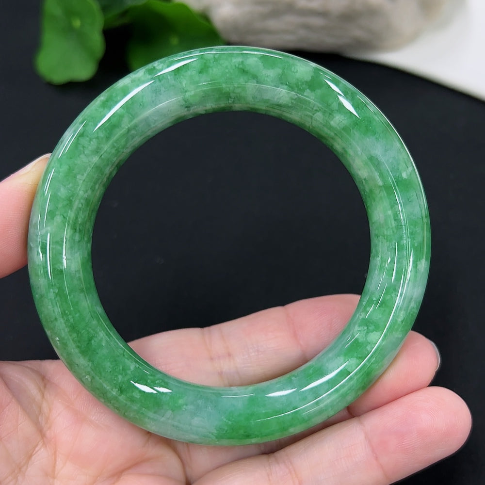 Jadeite Round Bangle