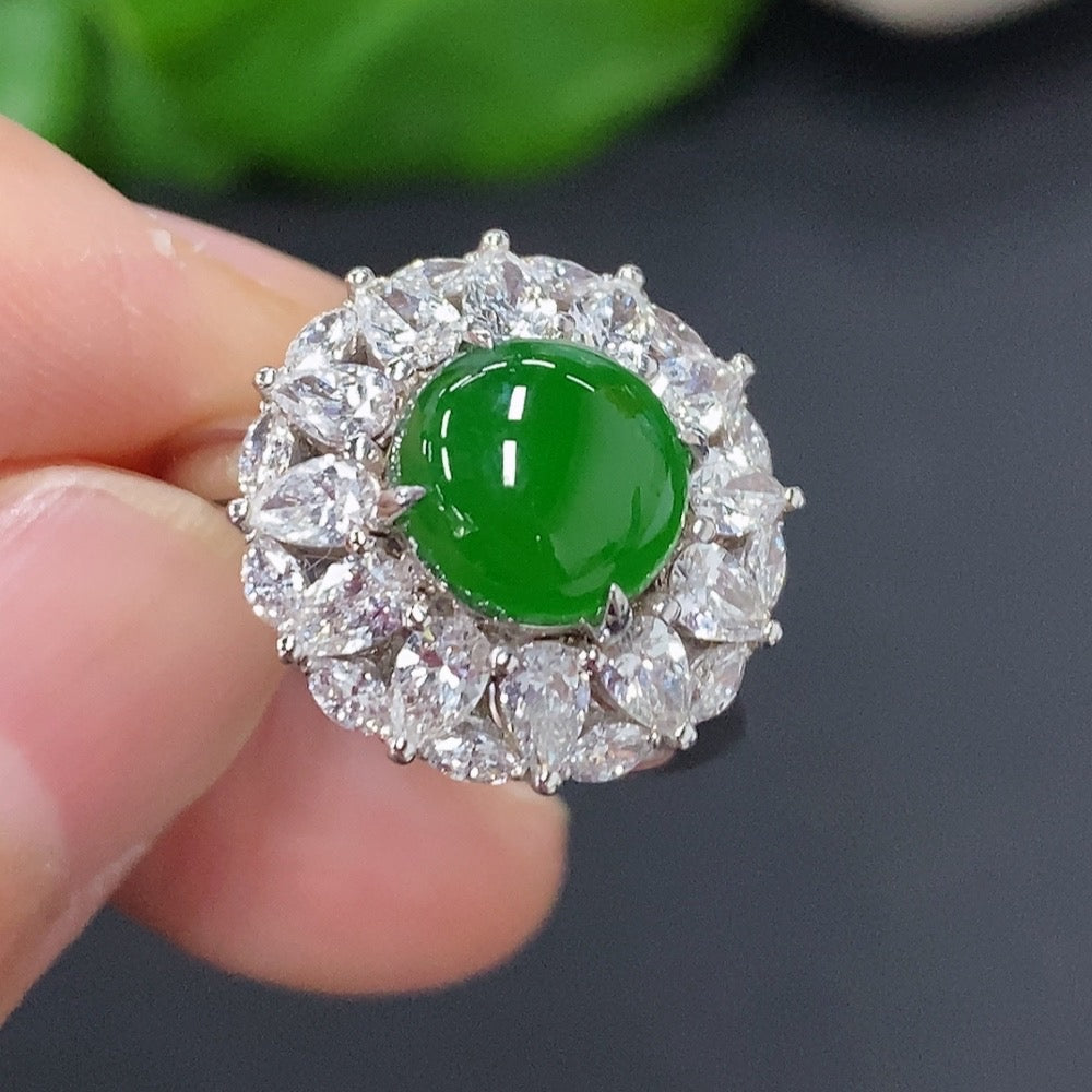 Jadeite Cabochon Inlaid Ring 18K Gold Size 12 Total Weight Approx. 5.2g (With Diamond Accents)