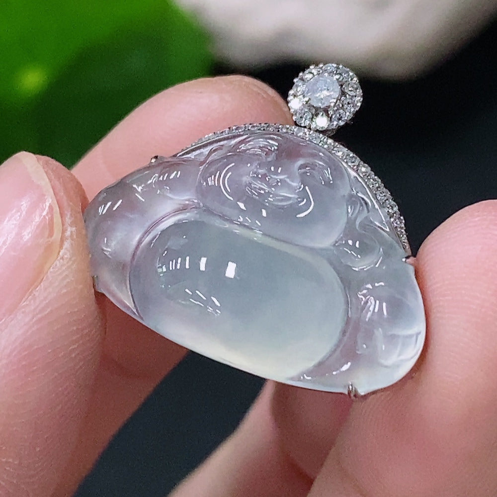 Jadeite Inlaid Buddha Pendant with 18k Gold and Diamond Accents, Total Weight Approximately 3.13g
