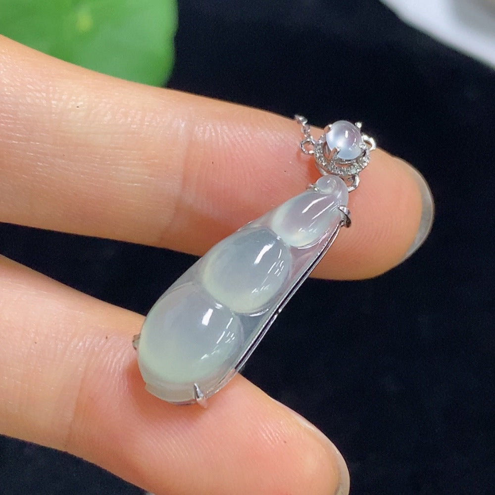 Jadeite Auspicious Bean Pendant with 18K Gold and Diamond Accents, Total Weight Approx. 2.78g (Including Chain)