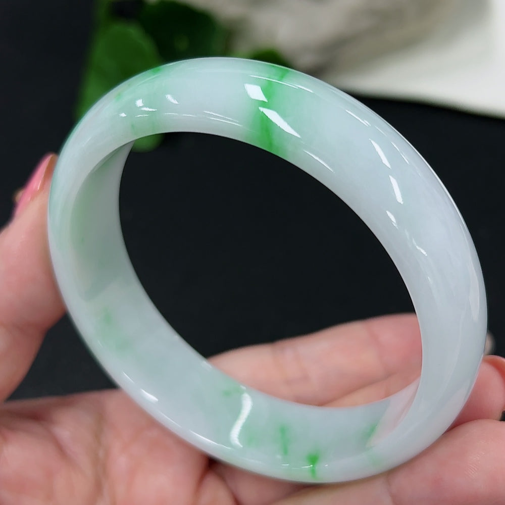 Jadeite Round Bangle