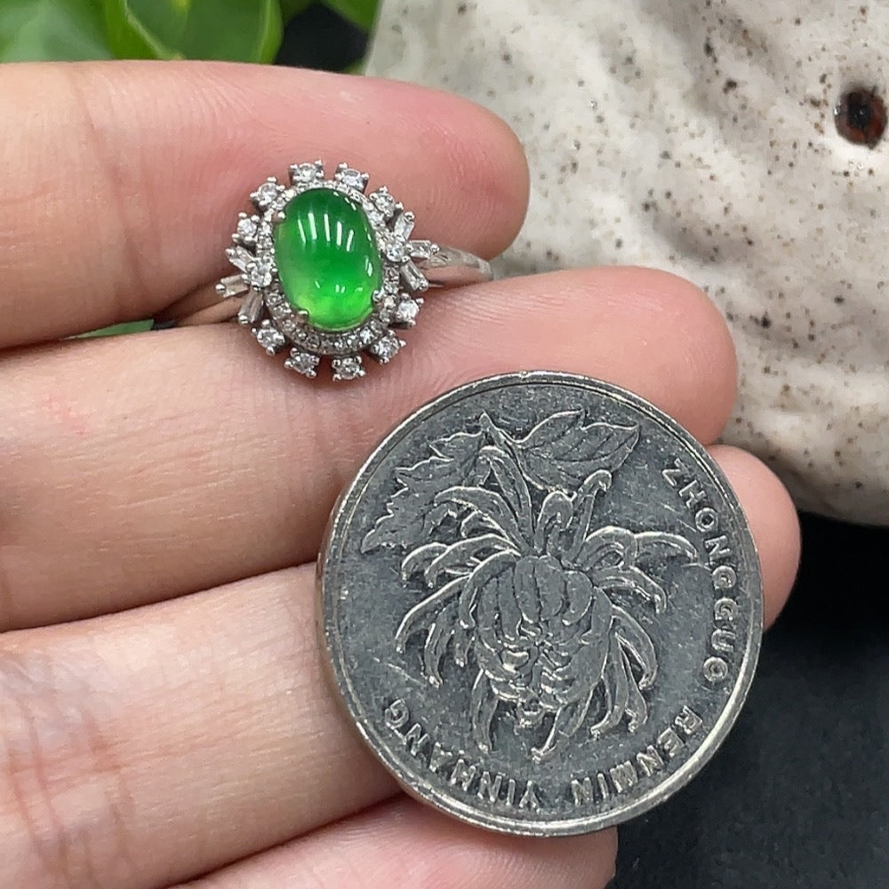 Jadeite Cabochon Ring 18K Gold Setting Size 16 Total Weight Approx. 2.81g