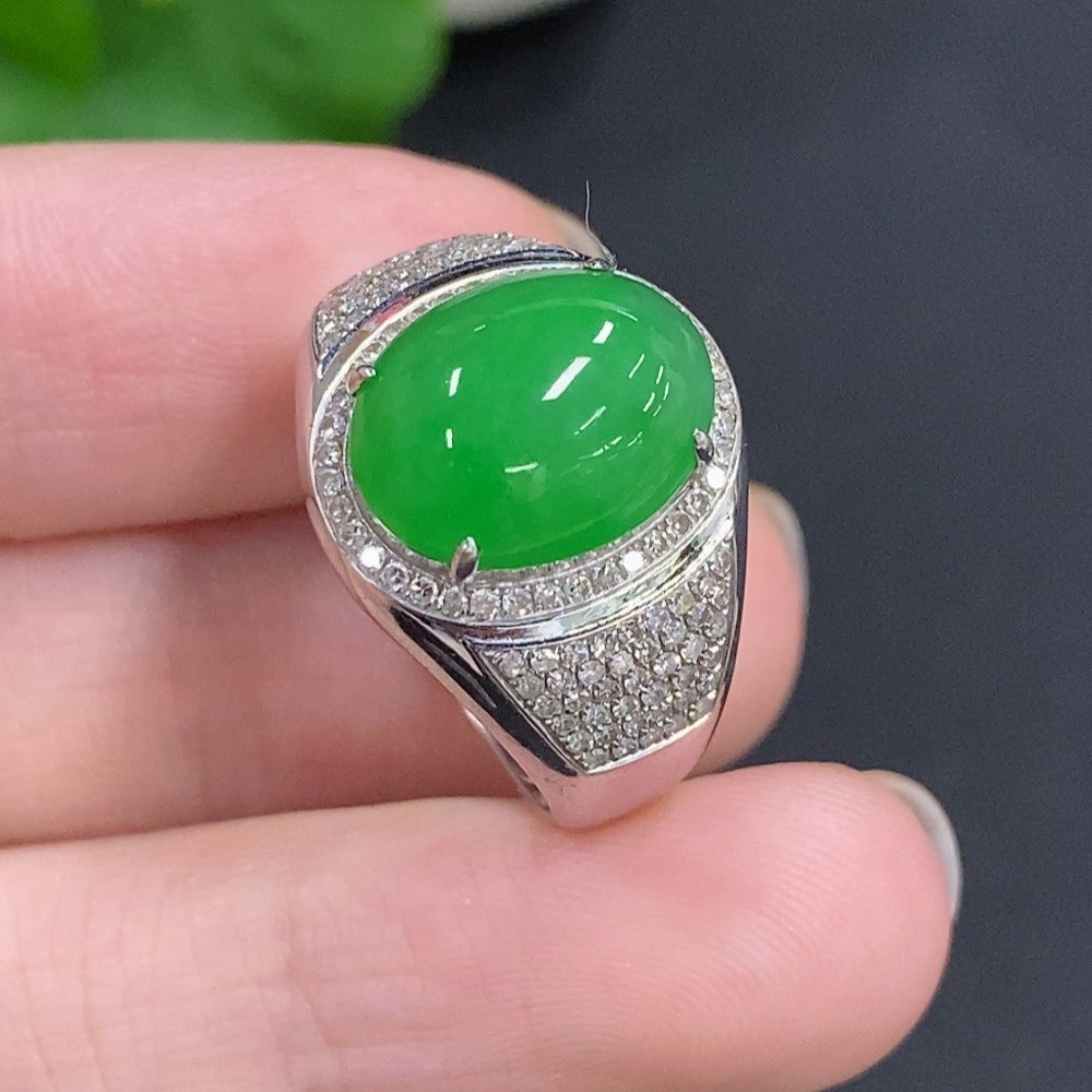 Jadeite Cabochon Ring 18k Gold Total Weight Approx. 6.7g Adjustable Size with Diamond Accents