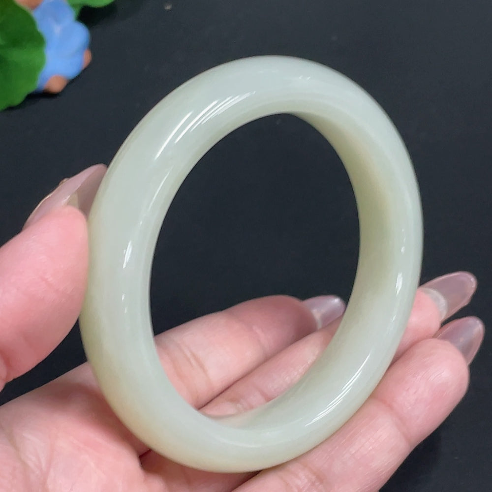 Hetian Jade Round Bracelet, Size 56.8, Total Weight Approx. 64.7g