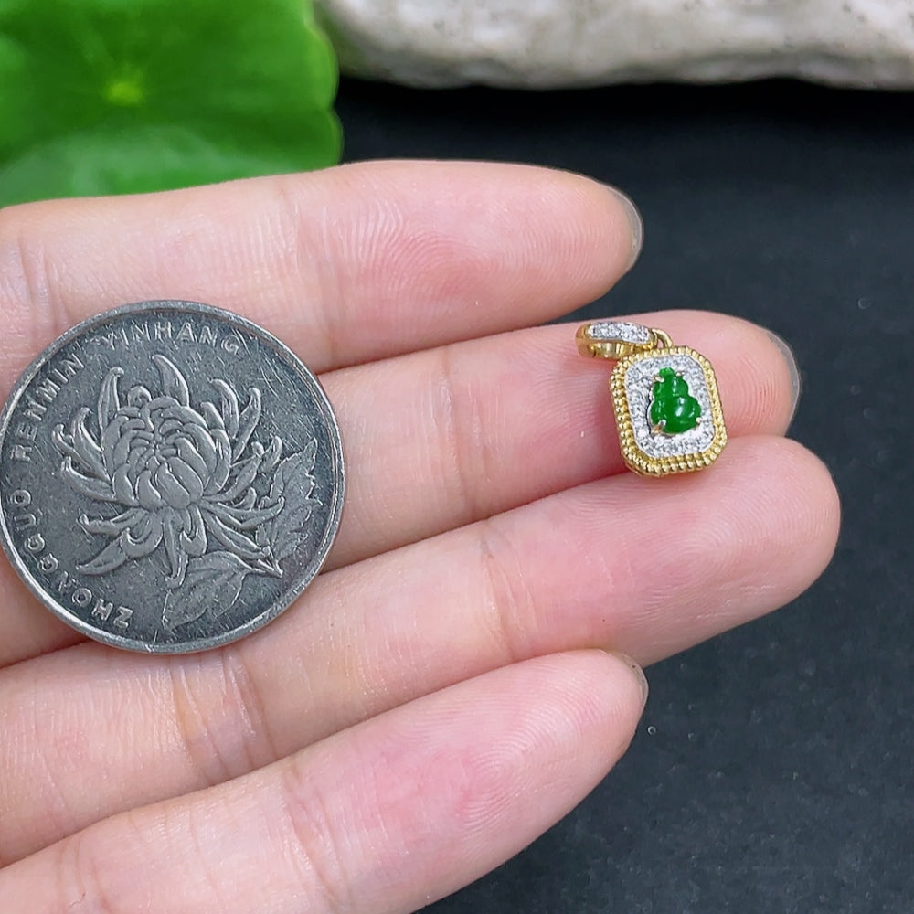 Jadeite gourd pendant with inlaid 18k gold and diamond accents, showcasing intricate craftsmanship and delicate detailing.
