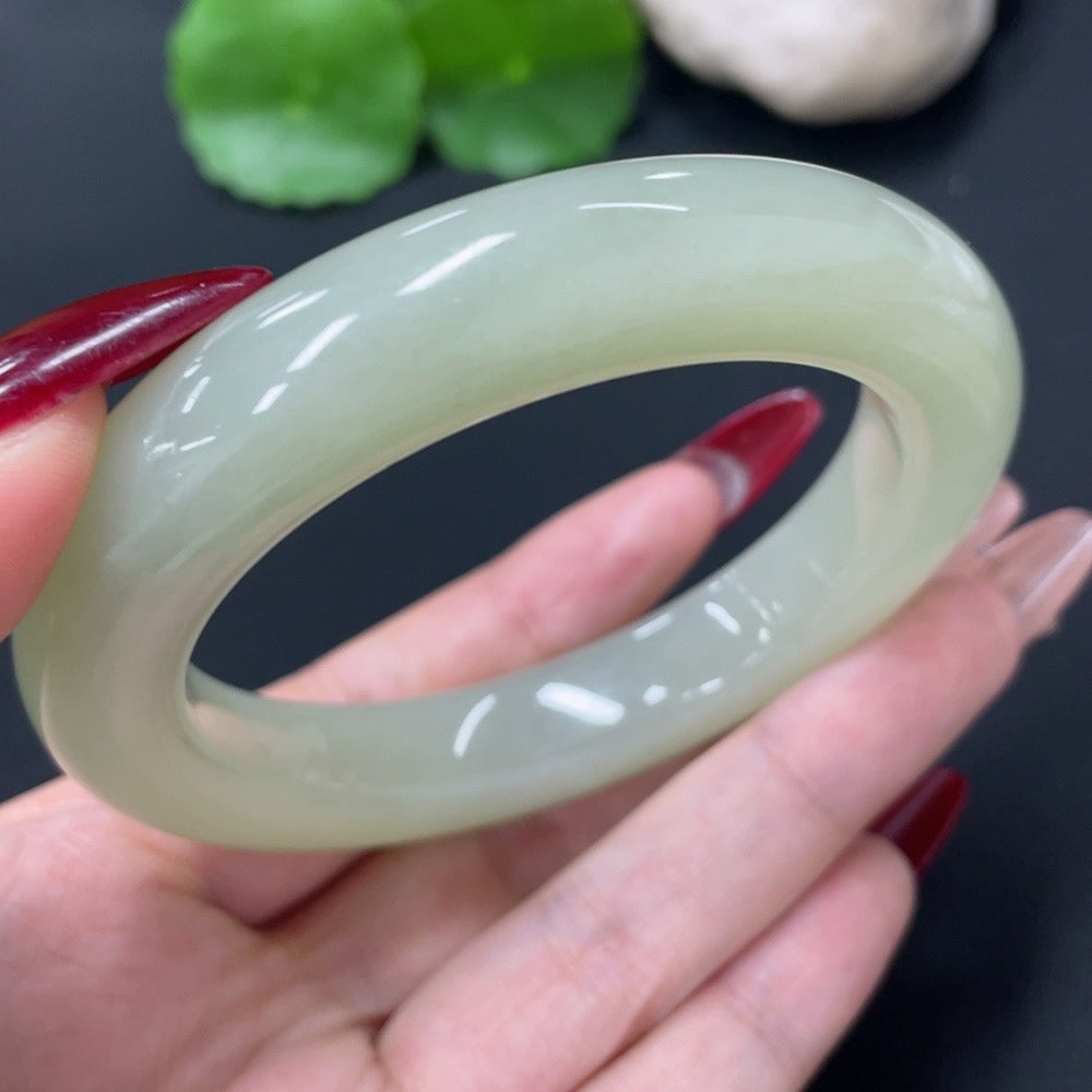 Hetian Jade Round Bracelet Size 58 Total Weight About 76.9g