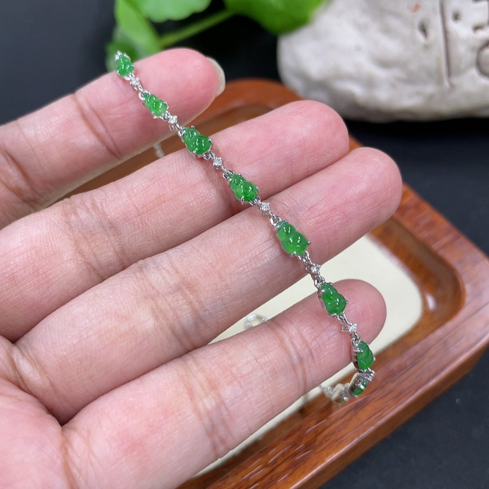 Jadeite Gourd Inlaid Bracelet 18K Gold Inlaid with Diamonds
