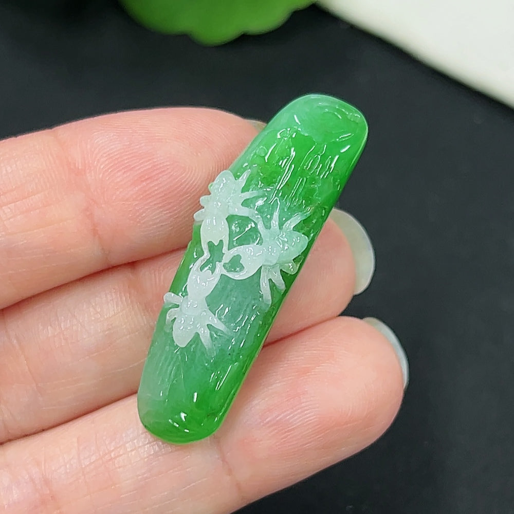 Jadeite Contentment Hanging Pendant Total Weight Approx. 6.68g