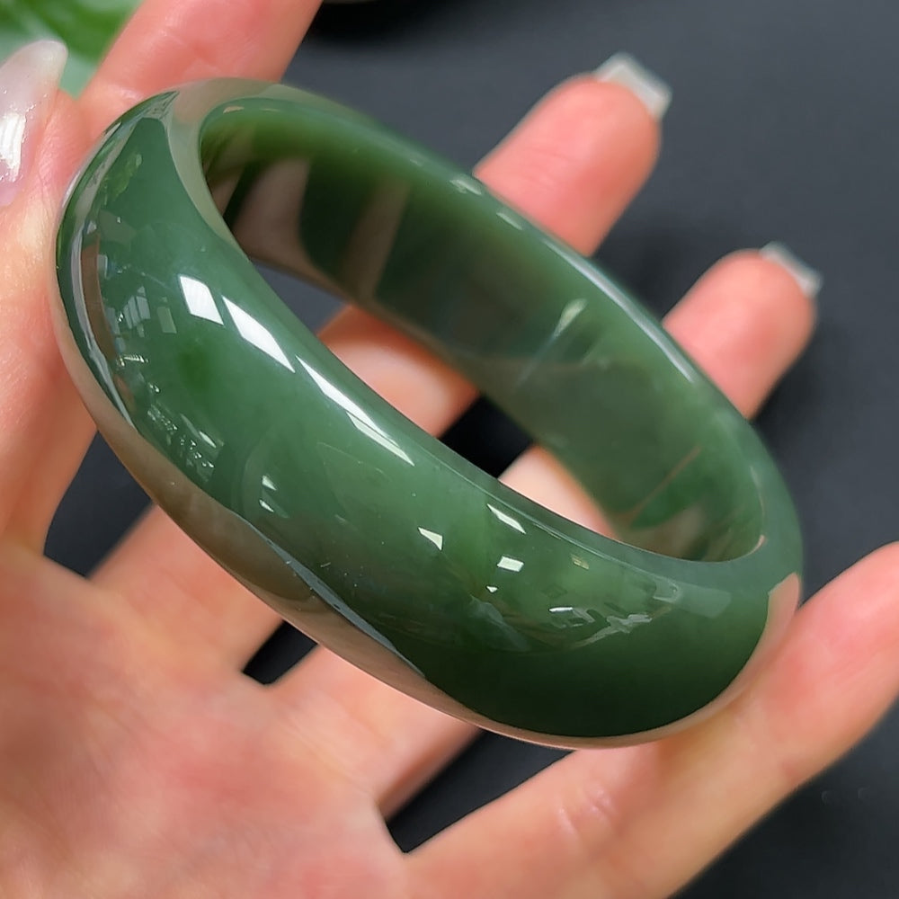 Hetian Jade Round Bangle