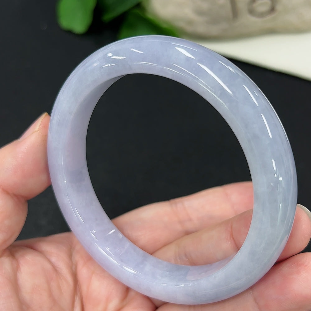 Jadeite Round Bangle Size 59.6 Total Weight Approx. 66g