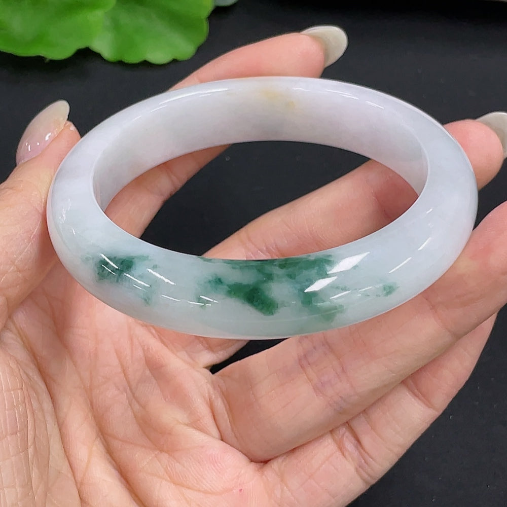 HKHQ jadeite round bangle, size 55.1, with a total weight of 55.3g, showcasing smooth, polished green jade jewelry.